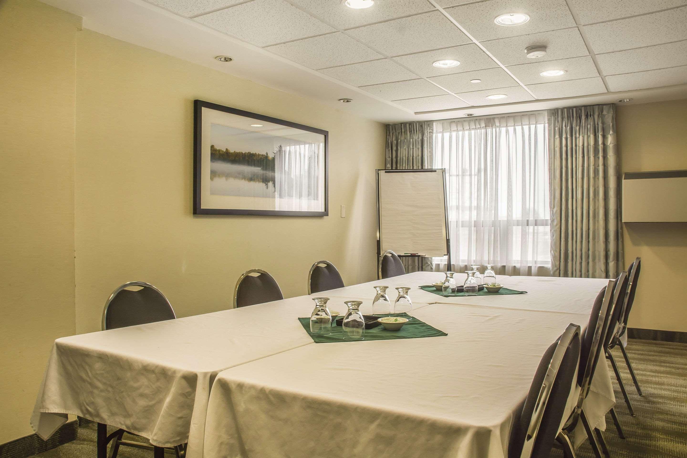 Quality Hotel Μπέρλινγκτον Εξωτερικό φωτογραφία